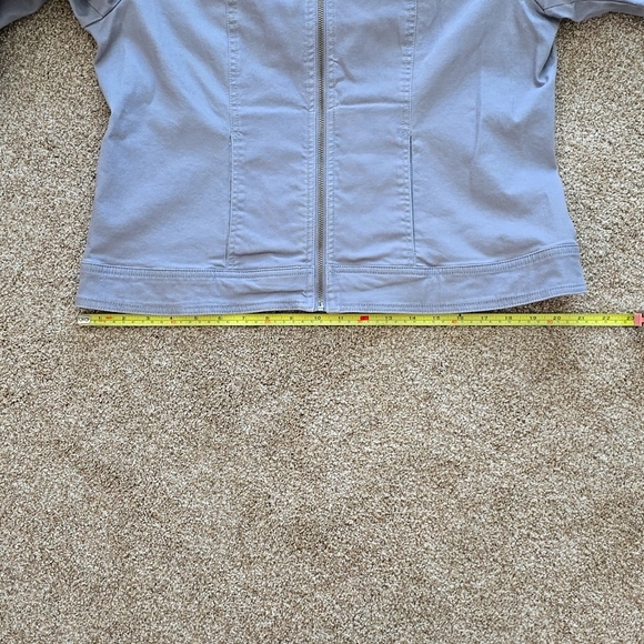 Baccini Cropped Jacket - Picture 7 of 7